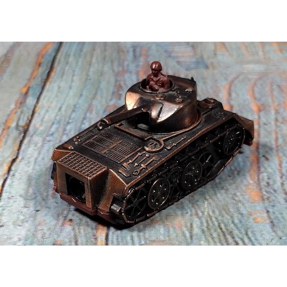 Tank‎ Manual Pencil Sharpener - Bronze